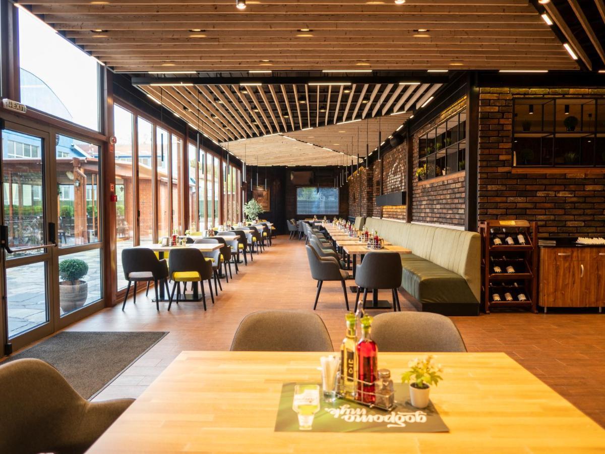 Hotel Elit Pernik ภายนอก รูปภาพ