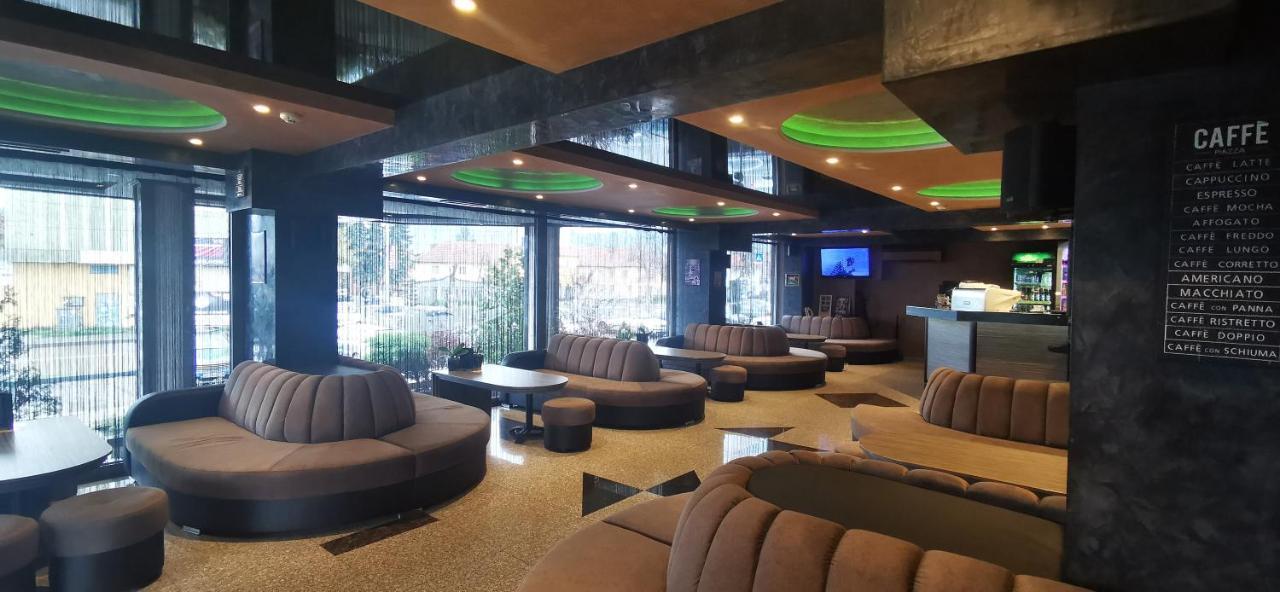 Hotel Elit Pernik ภายนอก รูปภาพ