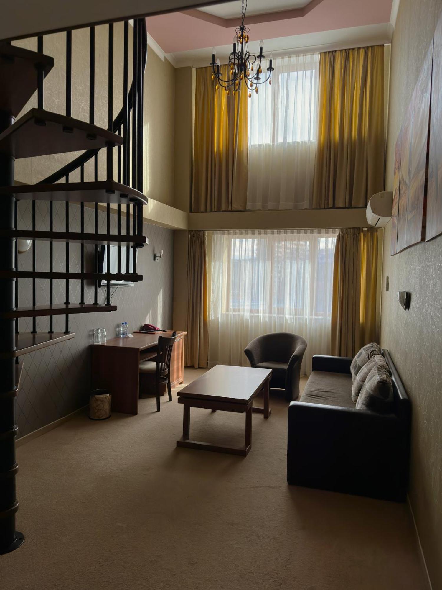 Hotel Elit Pernik ภายนอก รูปภาพ