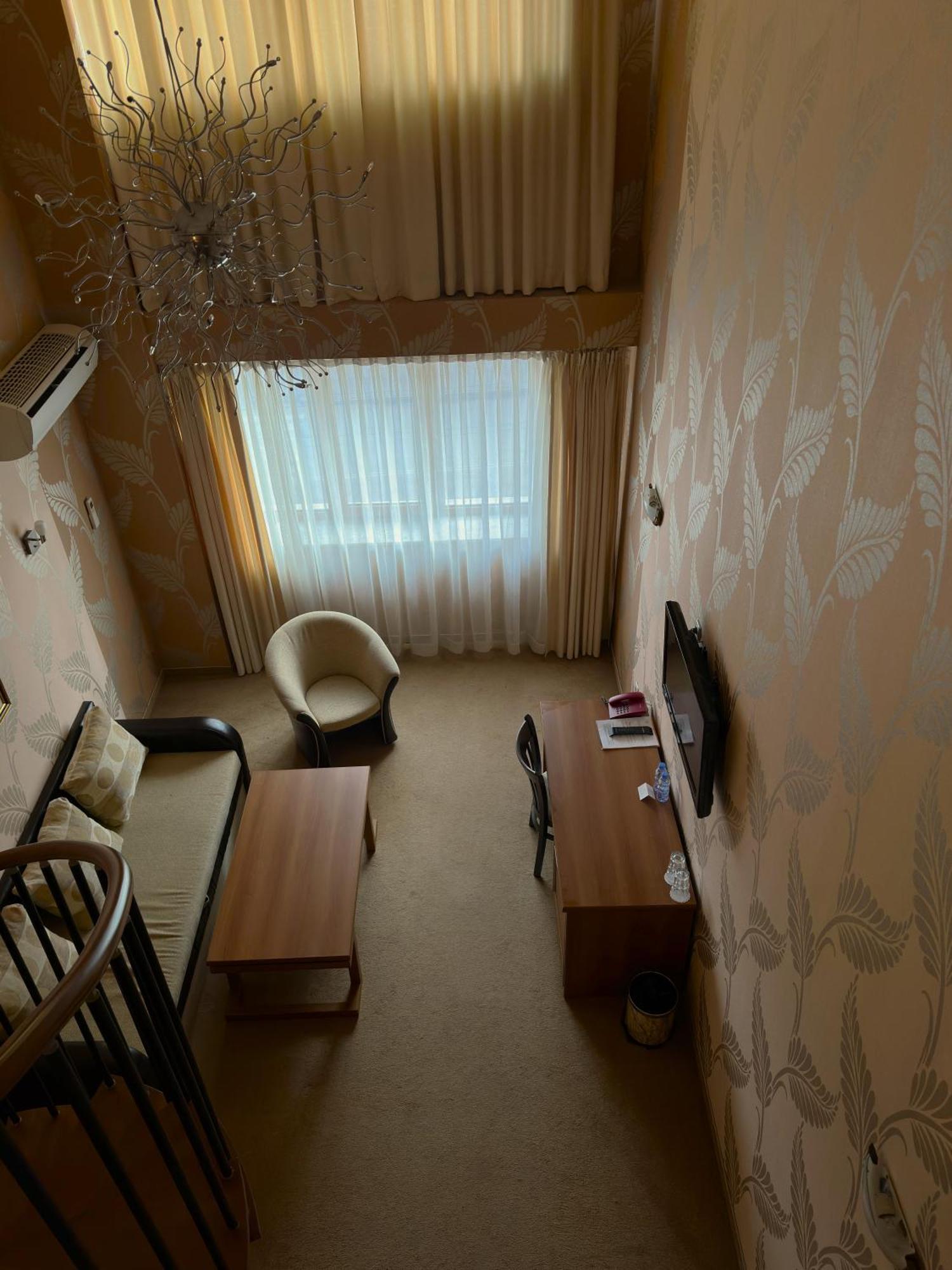 Hotel Elit Pernik ภายนอก รูปภาพ