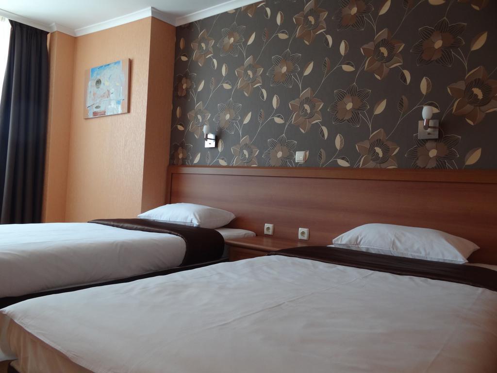 Hotel Elit Pernik ภายนอก รูปภาพ
