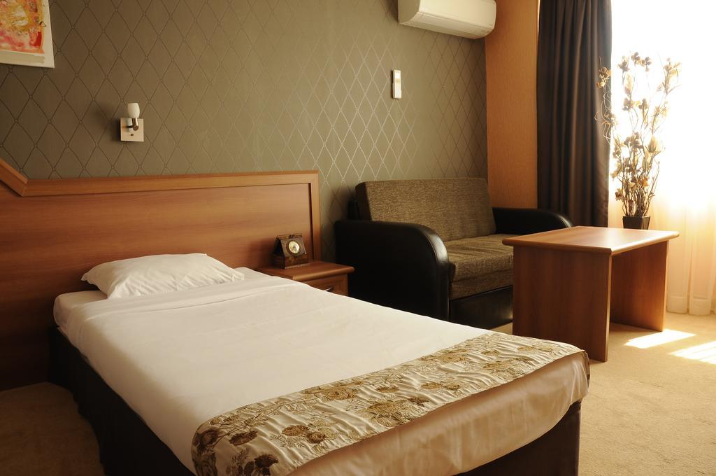 Hotel Elit Pernik ภายนอก รูปภาพ